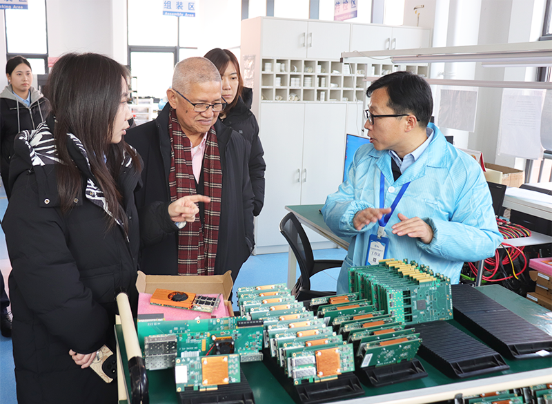 菲律賓商務參贊代表團到訪光潤通 共探中菲通信領域合作新機遇(圖3) 圖片1(7).png